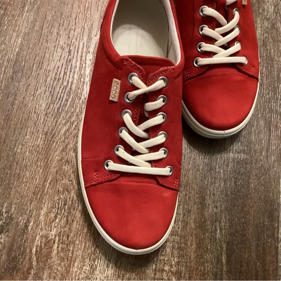 Ecco Soft 7 sneaker in red size 38 NWT - Picture 8 of 14